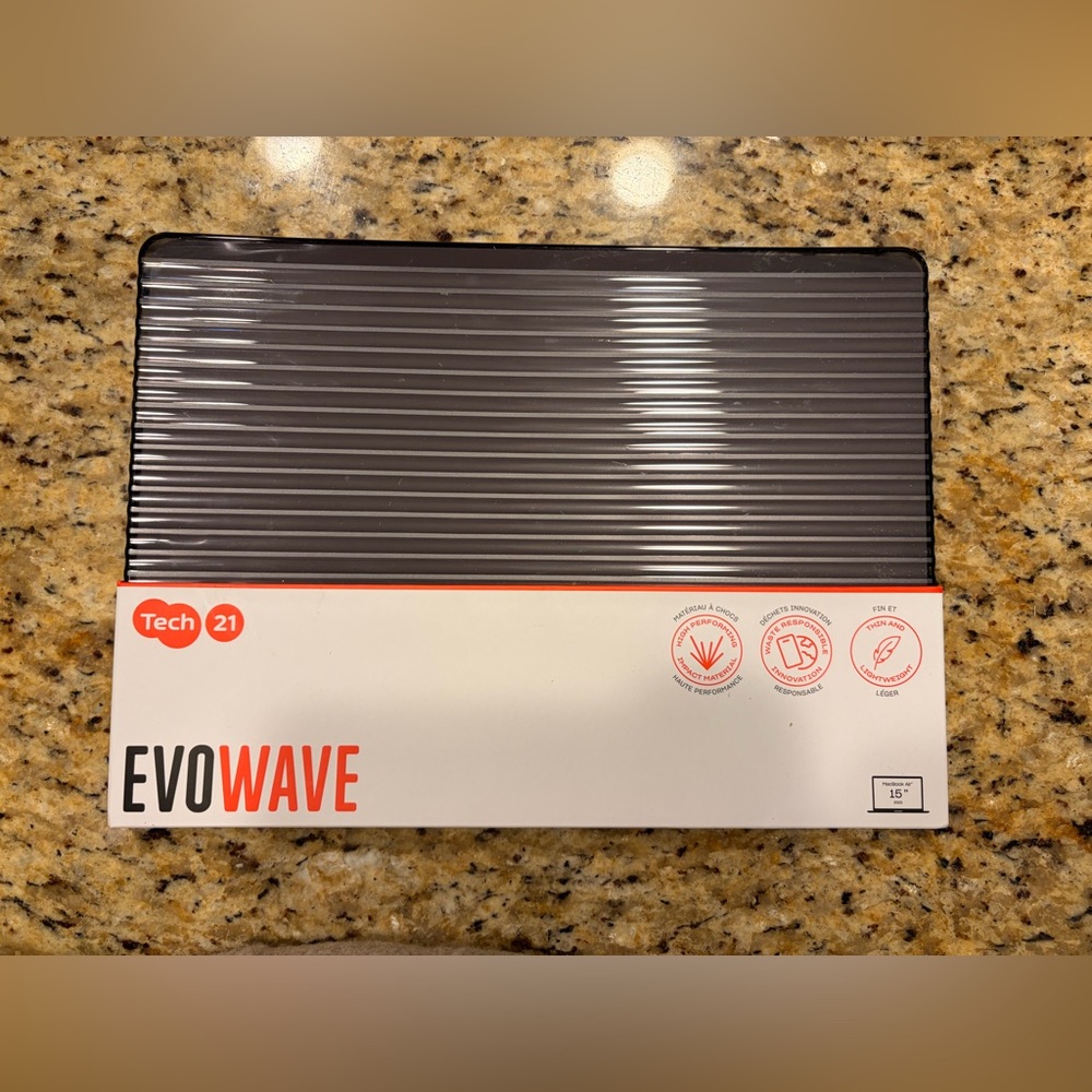 Tech21 EvoWave Charcoal Laptop Sleeve